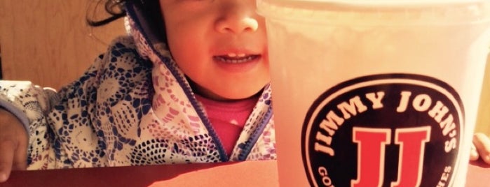 Jimmy John's is one of Locais curtidos por Lizzie.