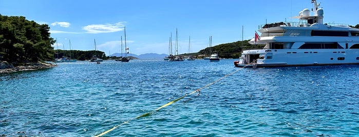 Tri Grede is one of Dalmatia 2019.
