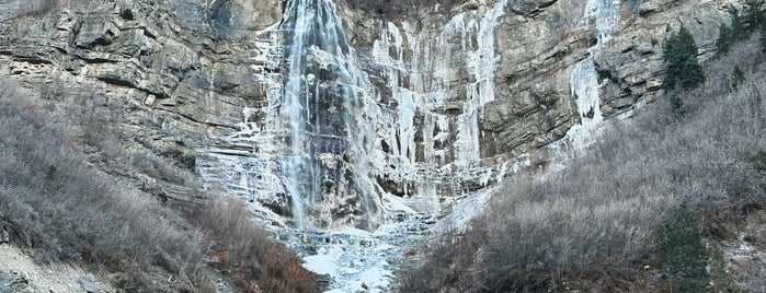 Bridal Veil Falls Park is one of places to go.