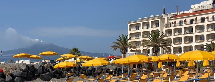 RG NAXOS Hotel is one of Sicily.
