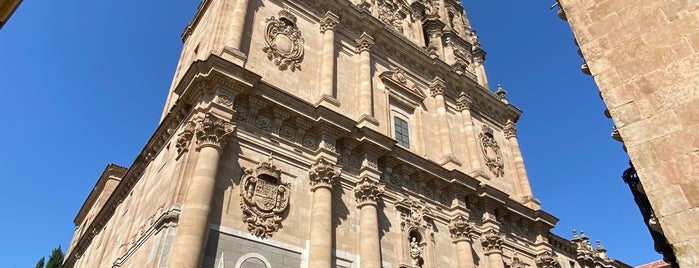 Clerecía is one of Salamanca.