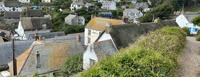 Cadgwith Cove Beach is one of All-time favorites in United Kingdom.