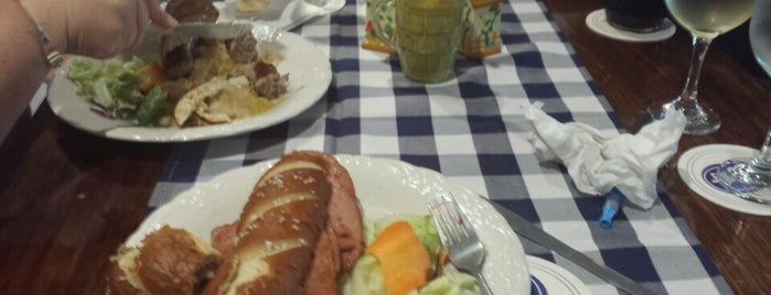 The Bavarian Haus is one of Donnaさんのお気に入りスポット.