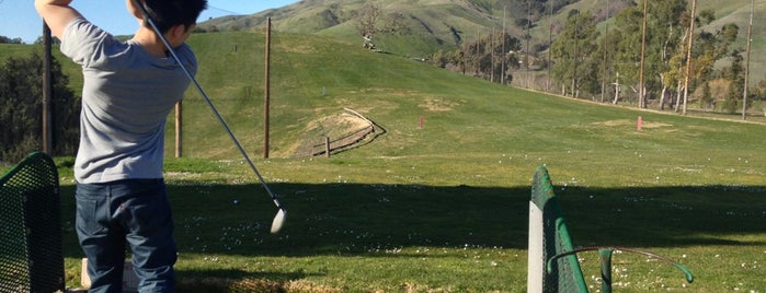 Spring Valley Golf Course is one of Locais curtidos por Shamus.