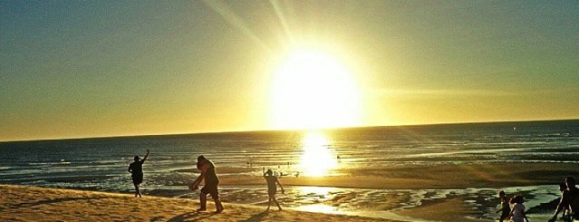 Jericoacoara is one of สถานที่ที่ Dani ถูกใจ.