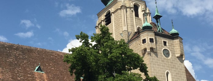 Frauenkirche is one of Lugares favoritos de Pervin.