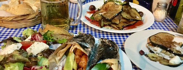 Agios Aggelos is one of comida.