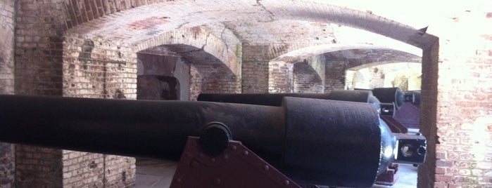 Fort Sumter National Monument Visitor Center is one of Gespeicherte Orte von Joshua.