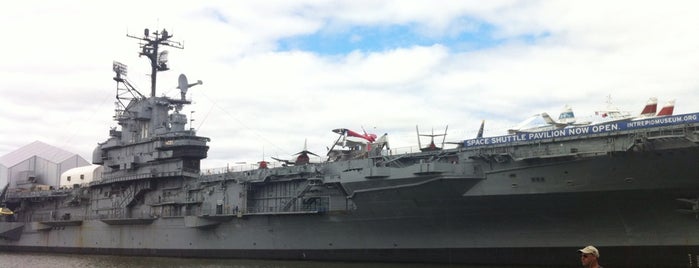 Intrepid Sea, Air & Space Museum is one of Favorite places.