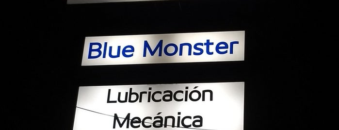 Blue Monster Car Detail is one of Orte, die Arturo gefallen.