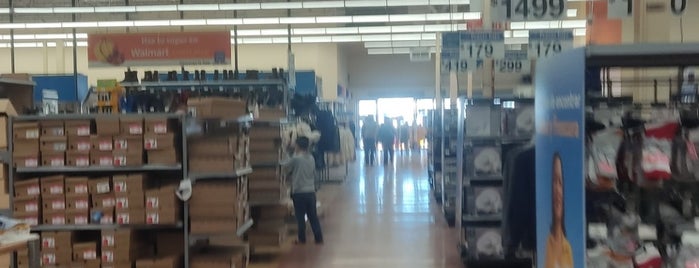 Walmart is one of COMPRAS.