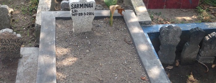 Makam tembok is one of Around of me.