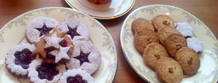 허니비케이크(Honeybee Cakes) is one of DESSERT.