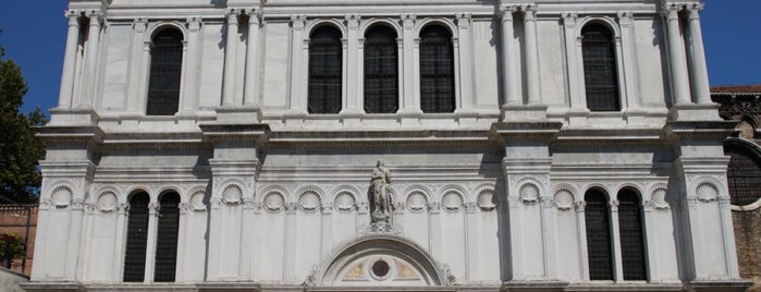 San Zaccaria is one of venedik.