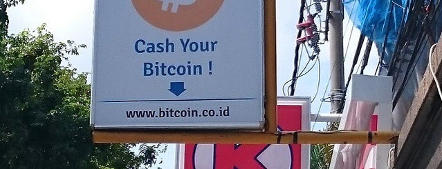 Bitcoin Tour is one of Places that accepts Bitcoin.