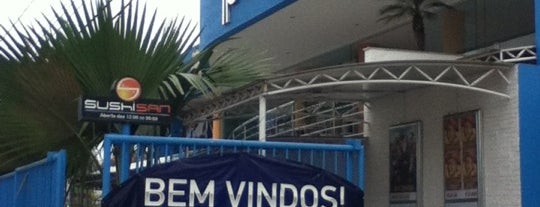 Porto Plaza Shopping is one of Por Onde Andei.