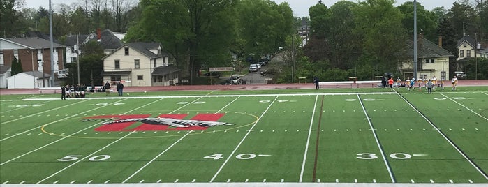 Edwards-Maurer Field & Earl F. Morris Track is one of Wittenberg Athletics Facilities.