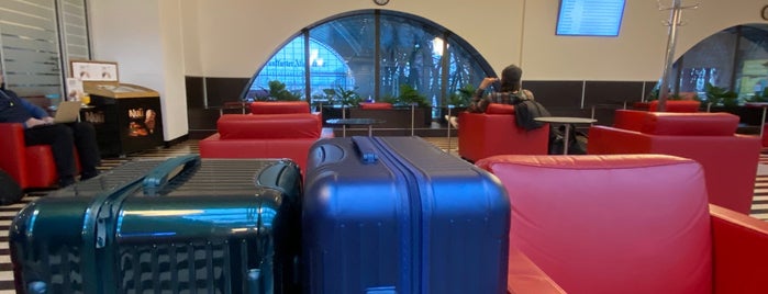 DB Lounge Premium is one of Manuel : понравившиеся места.