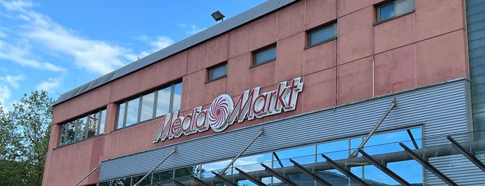 MediaMarkt is one of Media_Märkte 1/2.