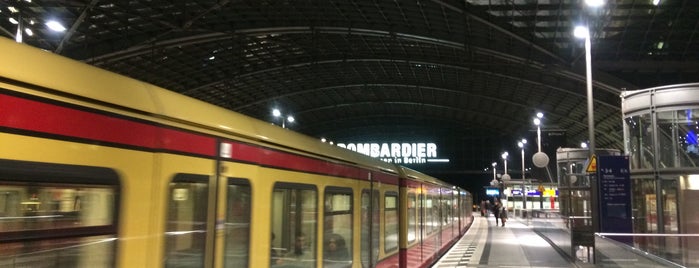 Gleis 15/16 (S-Bahn) is one of Tantek : понравившиеся места.