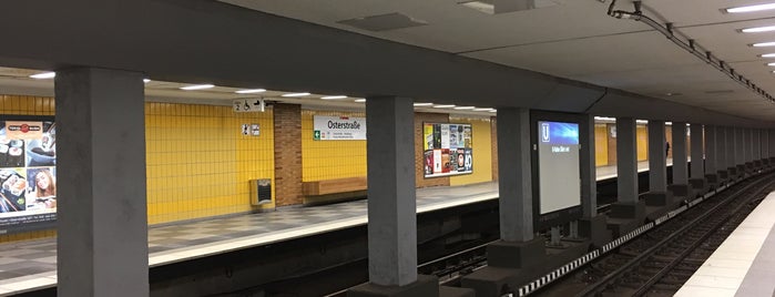 Hamburg, U & S-Bahn Stationen!