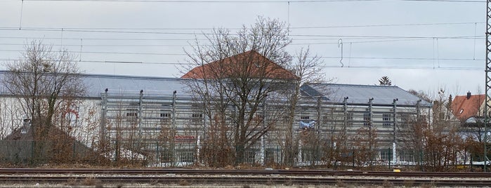 Pasinger Fabrik is one of Biergärten und Essen im Südosten Münchens.