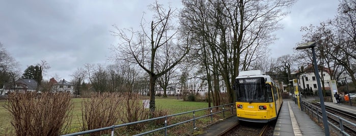 H Altes Wasserwerk is one of Berlin tram line 60.