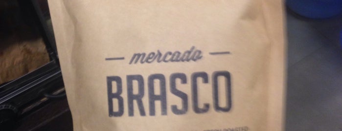 Mercado Brasco is one of Lanches.
