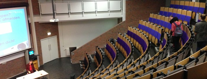 Auditorium is one of plaatsen.