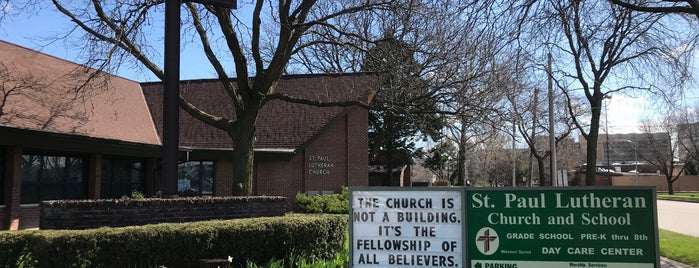 St. Paul Lutheran Church is one of Debbie'nin Beğendiği Mekanlar.