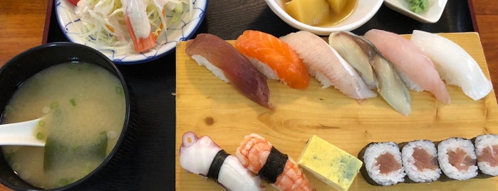 Oishii Sushi is one of Wanna Try.