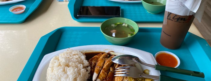 Zilan Nasi Ayam is one of Micheenli Guide: Nasi Ayam Penyet/Goreng in SG.