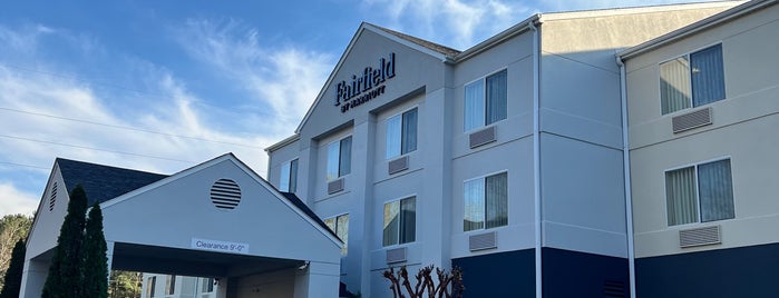 Fairfield Inn & Suites by Marriott Atlanta Suwanee is one of Recent Checkins.