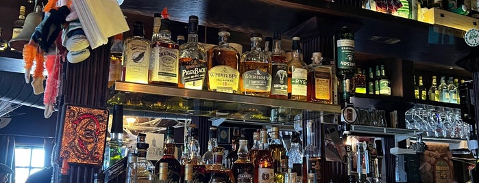 Rosie McCaffrey's Irish Pub is one of Drinks.