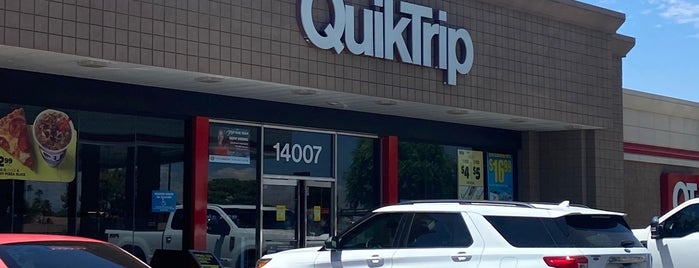 QuikTrip is one of Brad'ın Beğendiği Mekanlar.