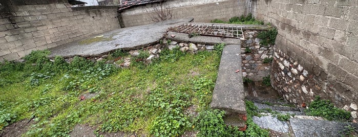 Baptisterium is one of Bursa İlçeler | Spiritüel Merkezler.