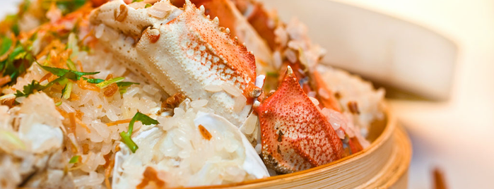 Golden Unicorn Restaurant 麒麟金閣 is one of The List.