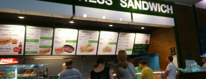 Express Sandwich is one of Tempat yang Disukai Yunus.