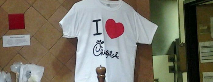 Chick-fil-A is one of Locais curtidos por Dawn.