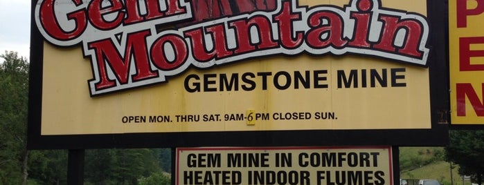 Gem Mountain Gemstone Mine is one of Lugares favoritos de Jessica.