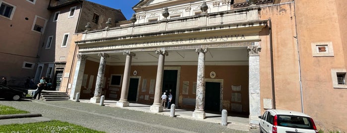 Basilica di Santa Cecilia is one of Isole (di Marco Lodoli).