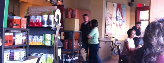 Starbucks is one of Preston'un Beğendiği Mekanlar.