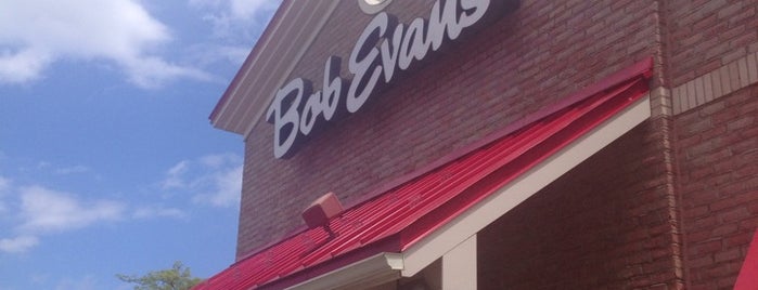 Bob Evans Restaurant is one of สถานที่ที่ Rick ถูกใจ.