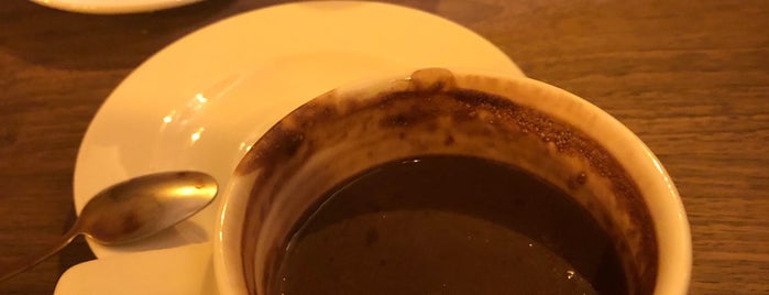 Nuri Cafe is one of 🇹🇷K🖐🏽Ⓜ️🅰️💪'ın Beğendiği Mekanlar.