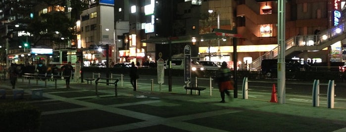 Shinagawa Sta. Konan Exit Bus Stop is one of Locais curtidos por Sigeki.