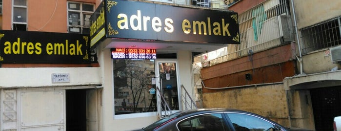 Adres Emlak is one of Tempat yang Disukai Celâl.