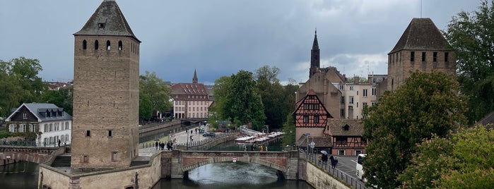 Barrage Vauban is one of Strazburg Frankfurt Heidelberg.