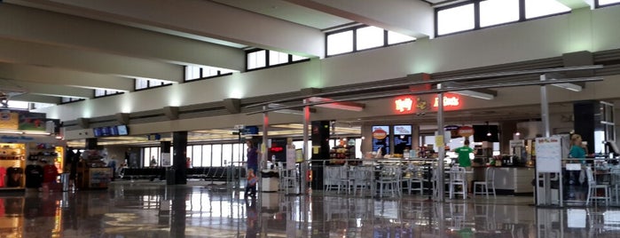Omaha Eppley Airfield (OMA) is one of Airports I Have Been To.