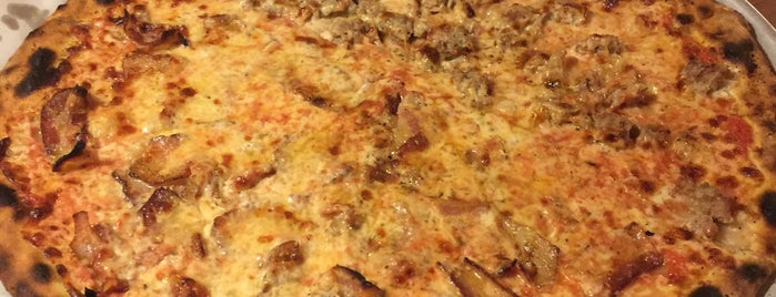 Modern Apizza is one of Locais curtidos por ShortandSweetNYC.