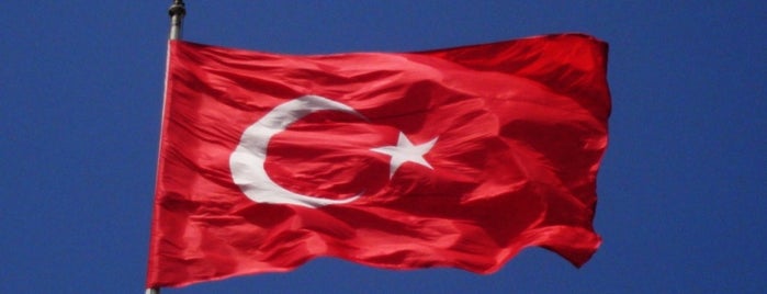 Ambasada Turciei is one of Posti che sono piaciuti a HARUN.